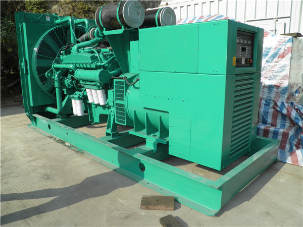 连平出租发电机 发电机组厂家：柴油发电机组的控制屏的作用是什么？